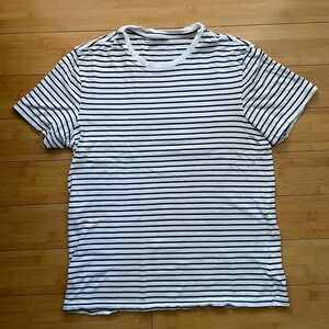 Everlane Men's Striped T-shirt Small